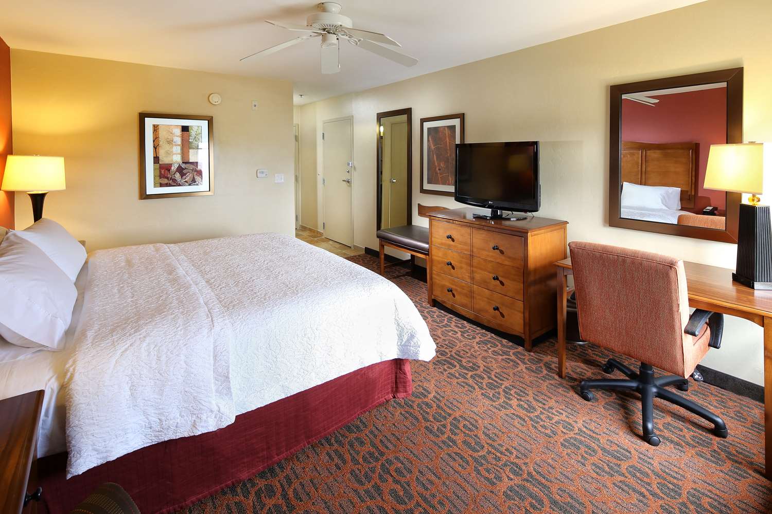 hampton inn and suites tucson mall