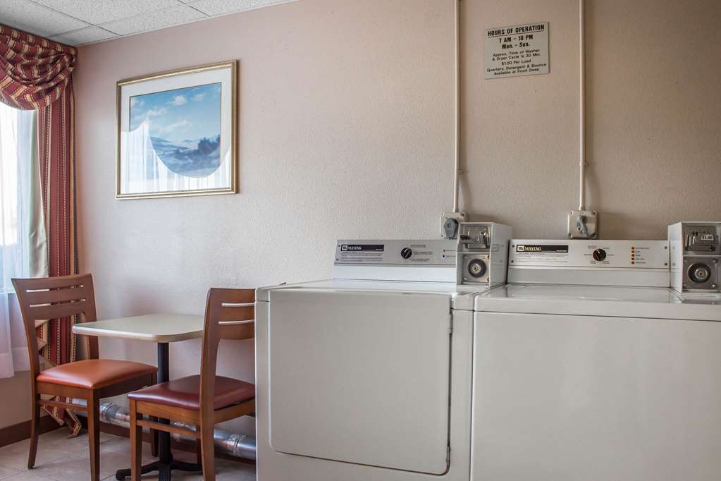 comfort inn and suites near kino sports complex