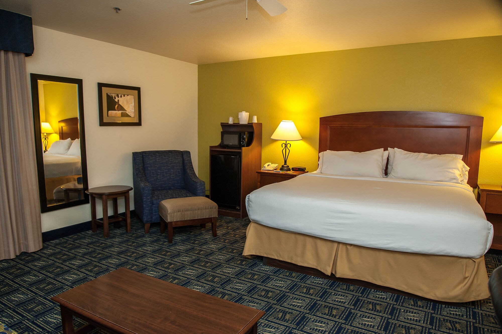 holiday inn express airport tucson by ihg