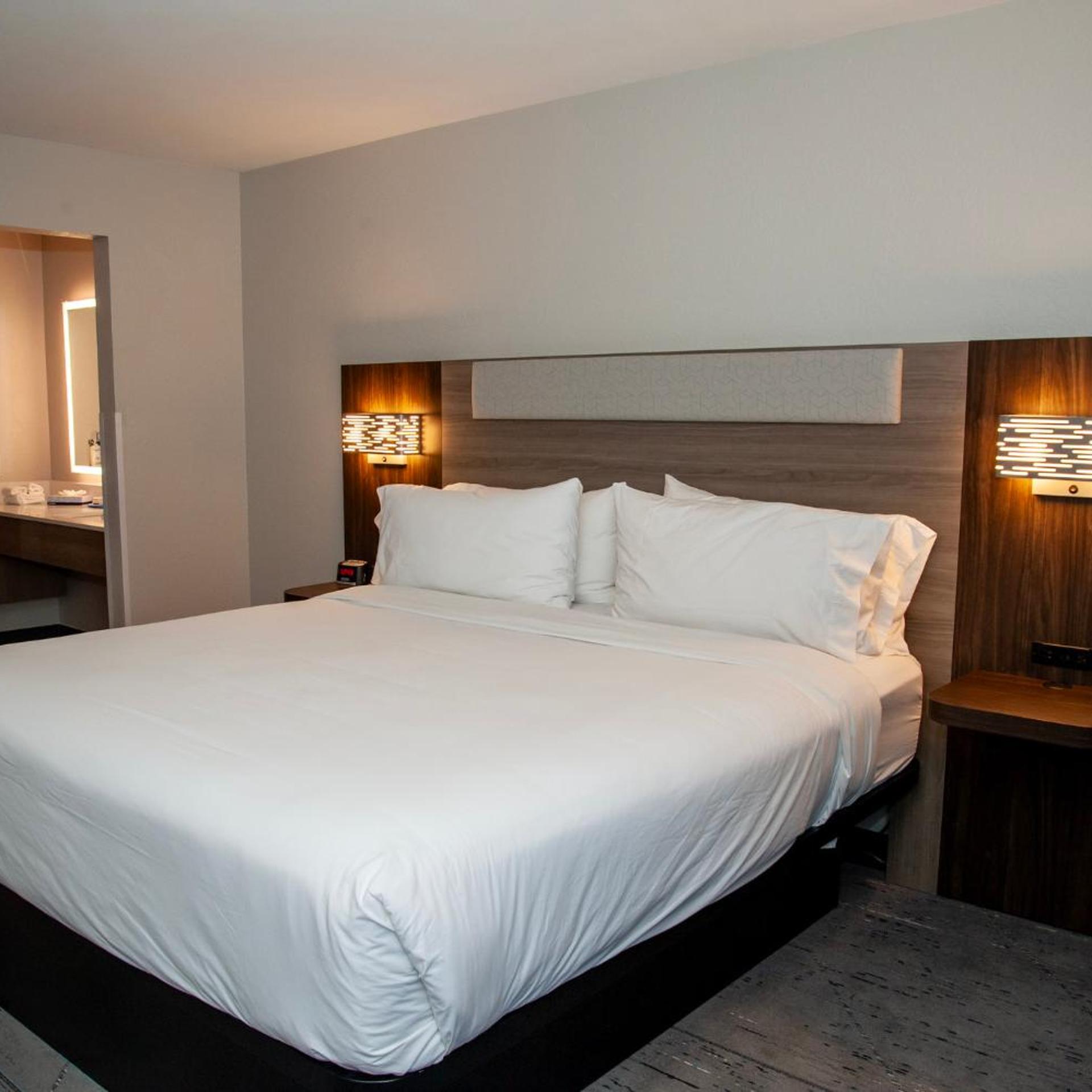 holiday inn express airport tucson by ihg