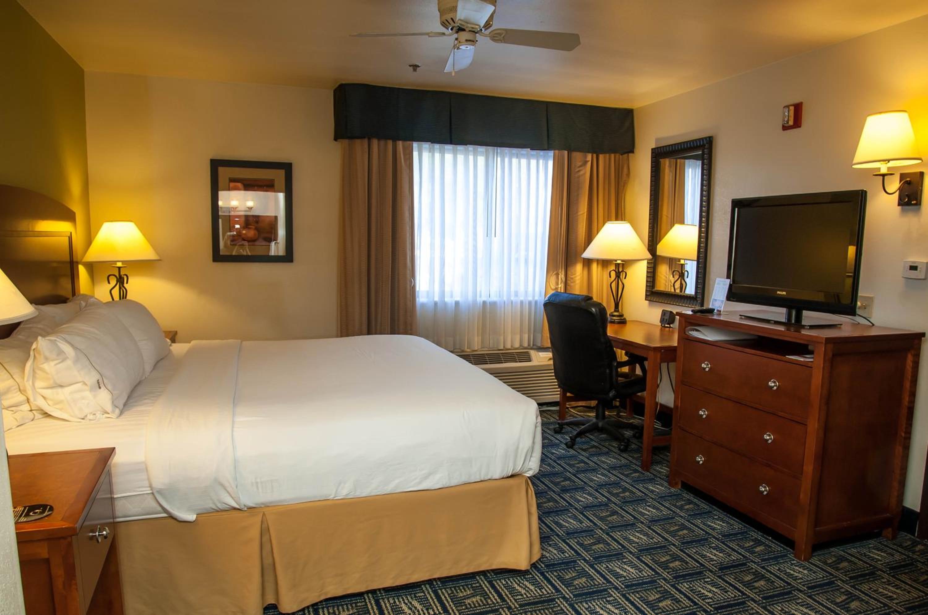 holiday inn express airport tucson by ihg
