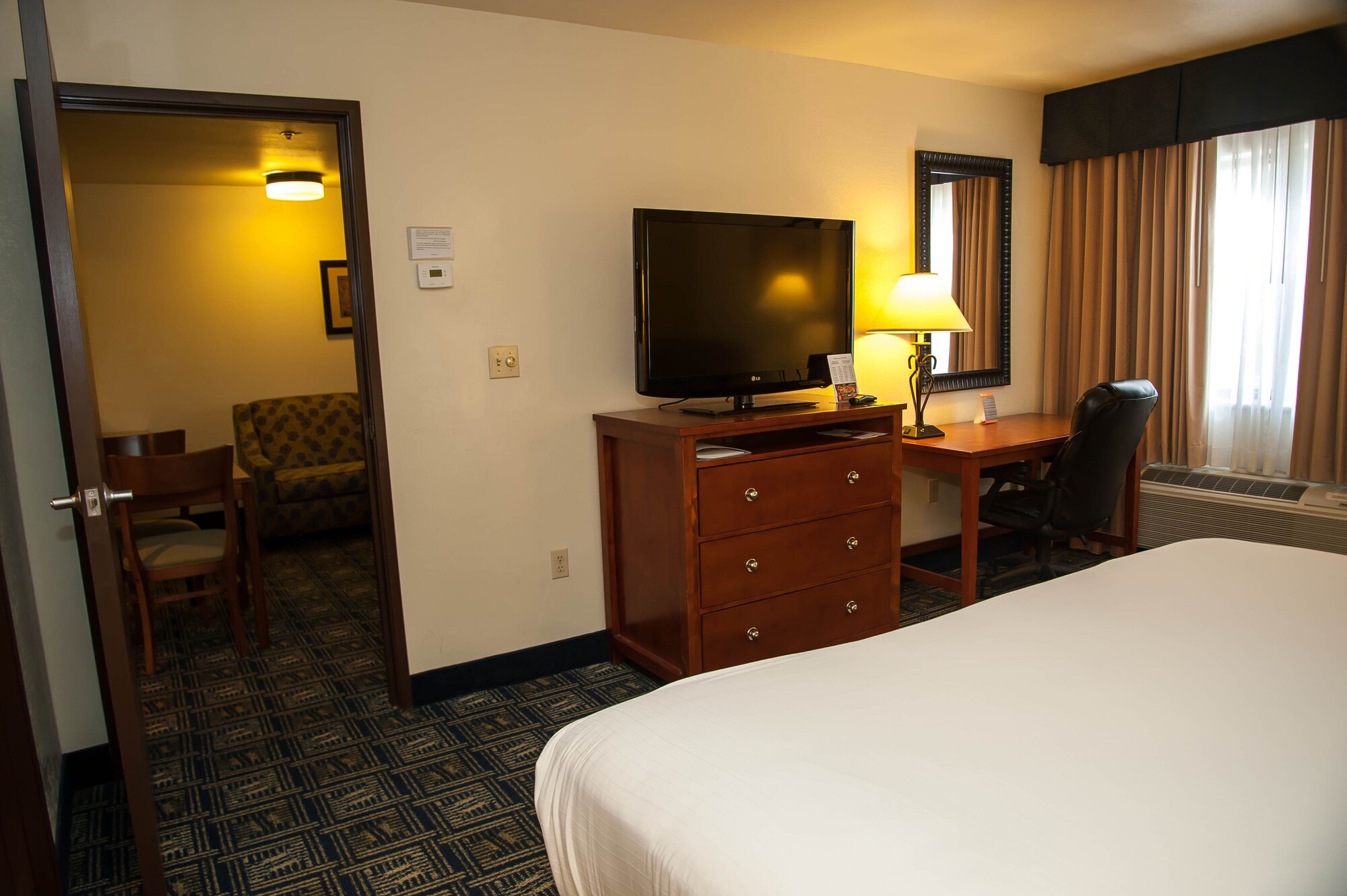 holiday inn express airport tucson by ihg