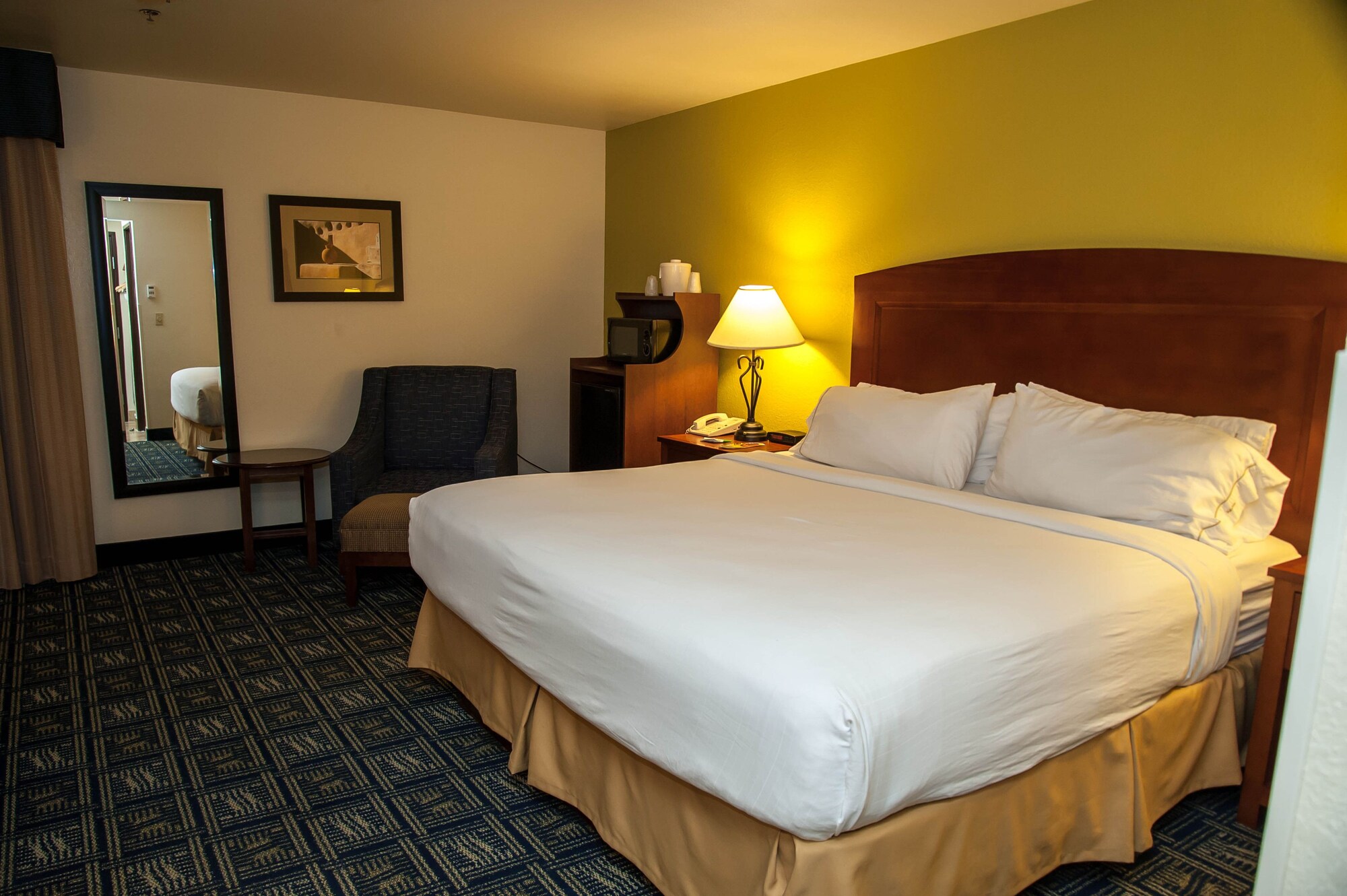 holiday inn express airport tucson by ihg