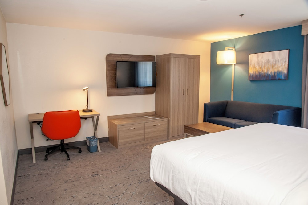 holiday inn express airport tucson by ihg
