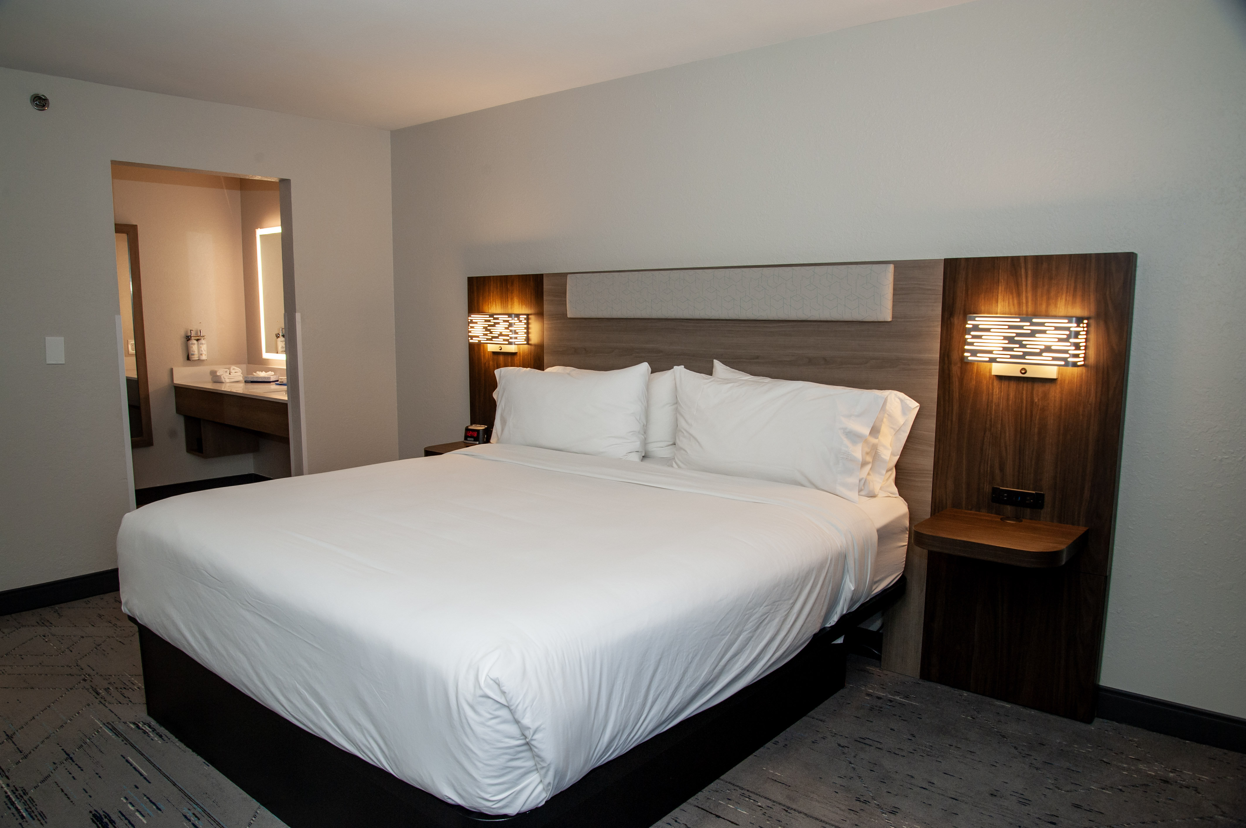 holiday inn express airport tucson by ihg
