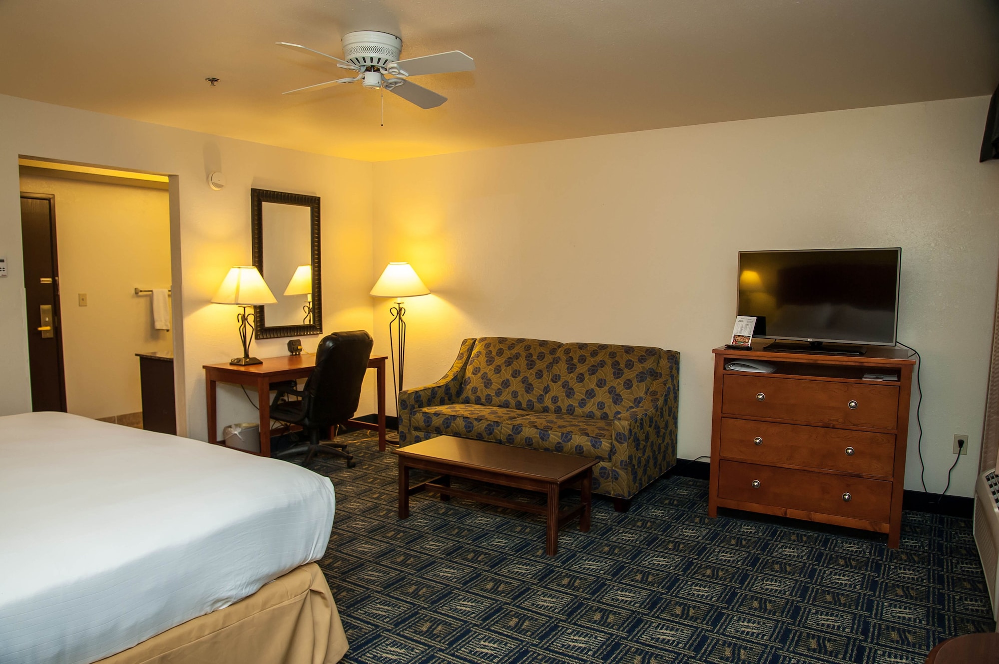 holiday inn express airport tucson by ihg