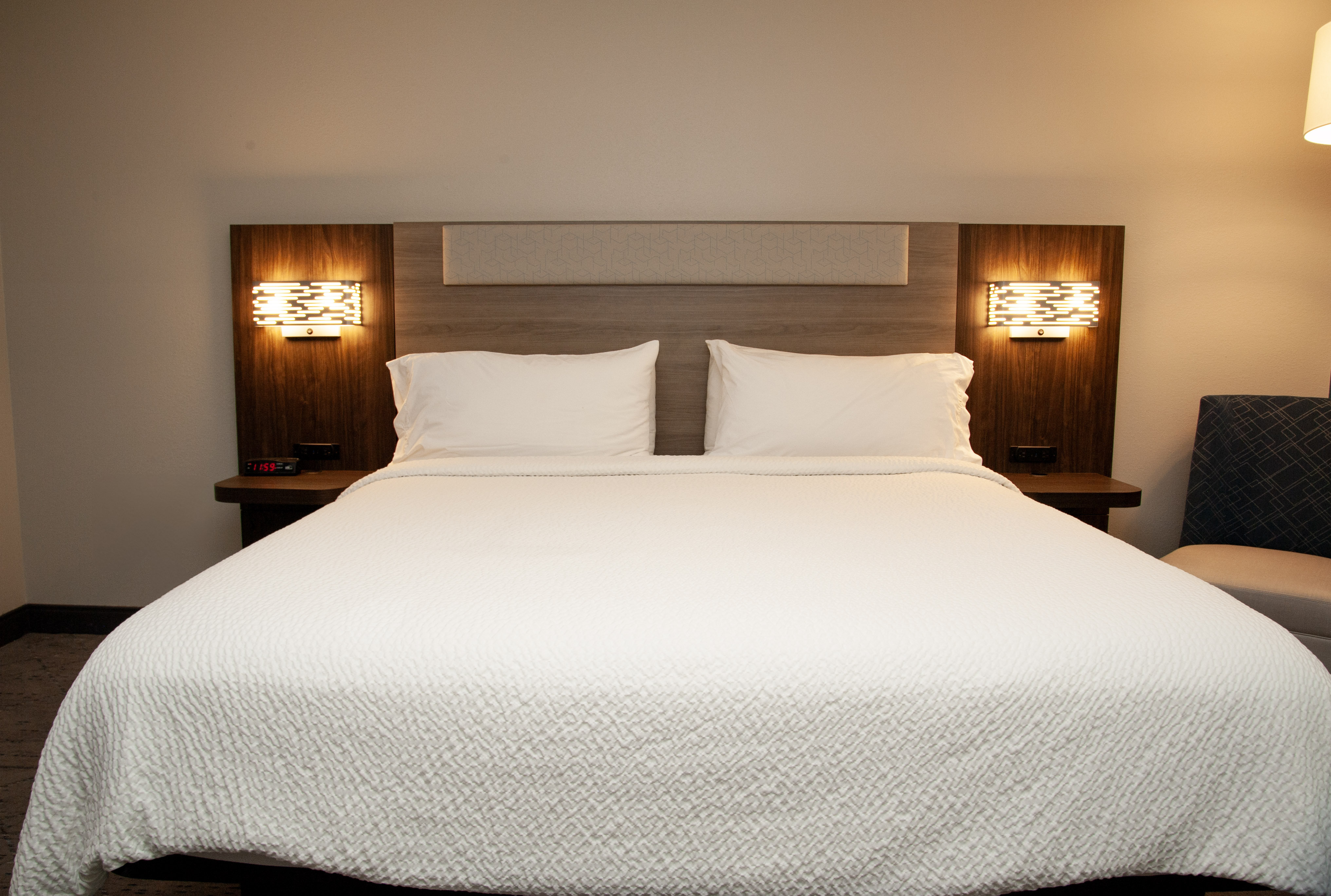 holiday inn express airport tucson by ihg