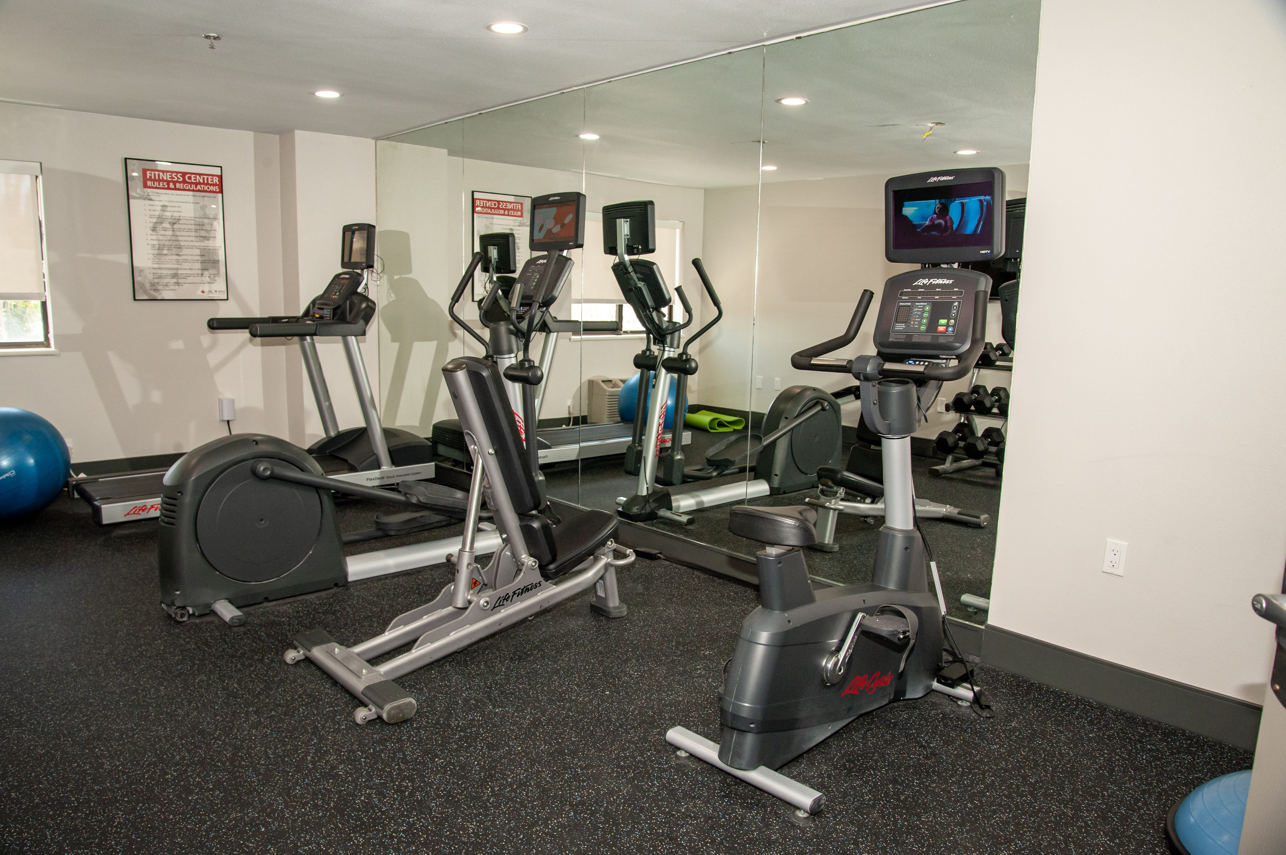 holiday inn express airport tucson by ihg