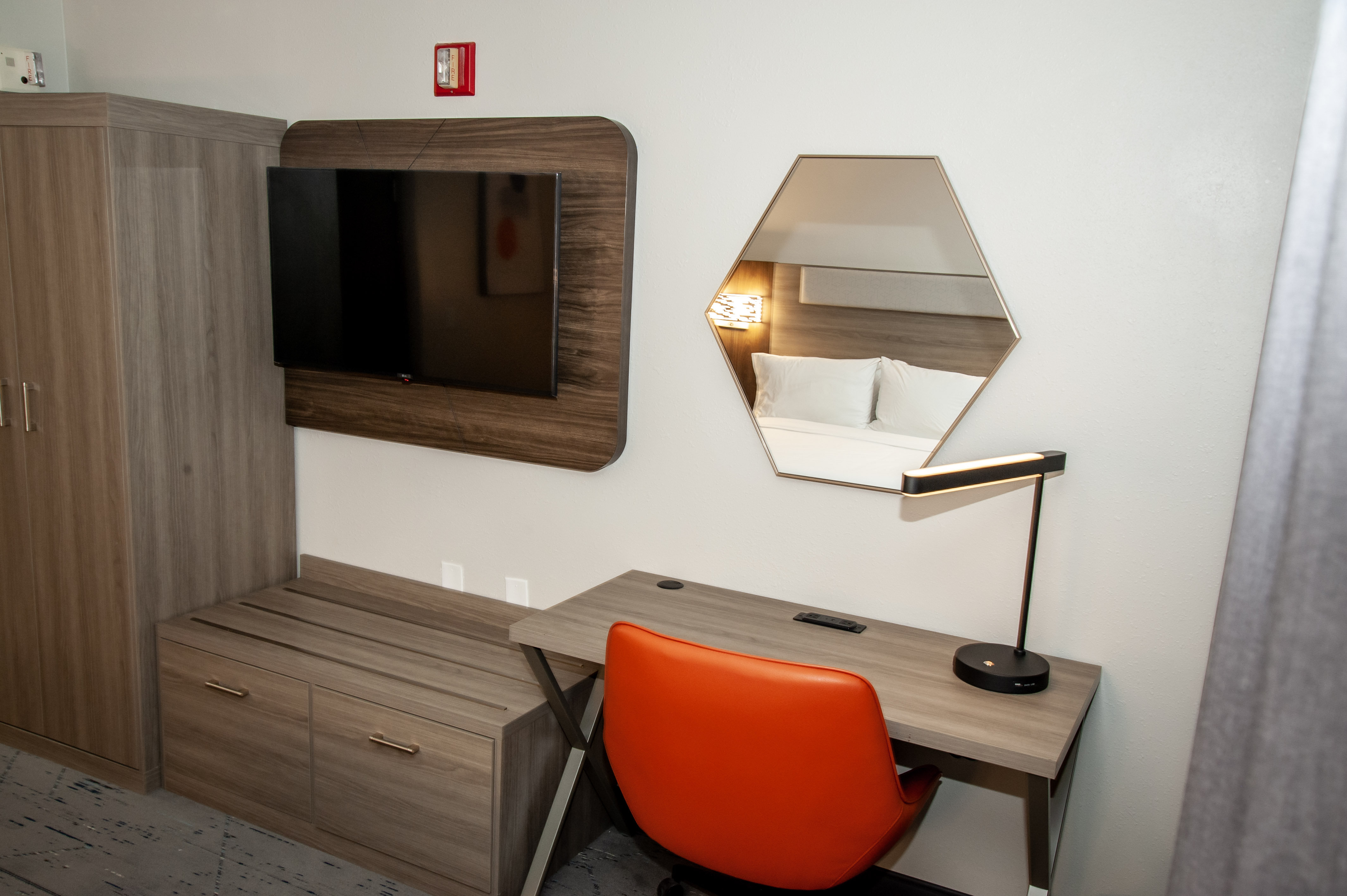 holiday inn express airport tucson by ihg