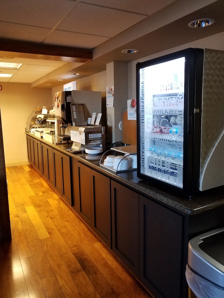 holiday inn express airport tucson by ihg