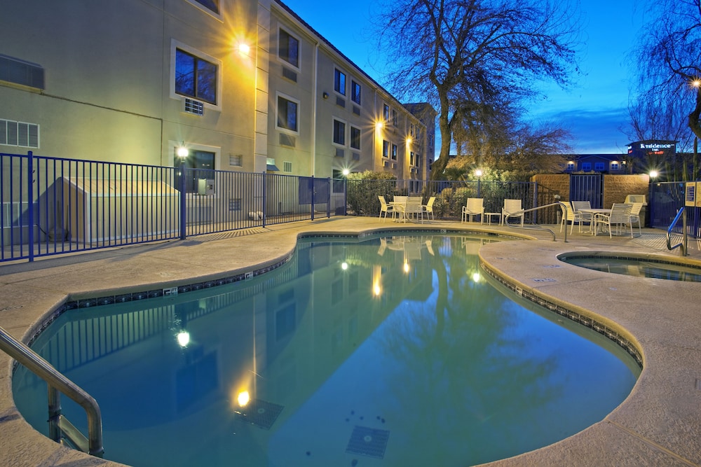 holiday inn express airport tucson by ihg