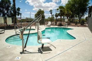 holiday inn express airport tucson by ihg