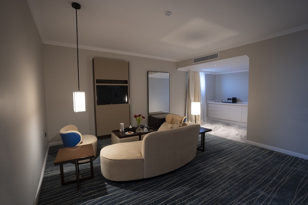 prime al corniche hotel