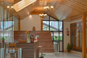 Sinclairs Yangang,Kalimpong>>East Sikkim,3 star