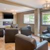 quality inn and suites bathurst