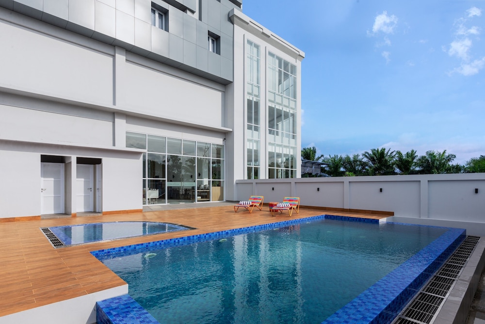 favehotel kediri