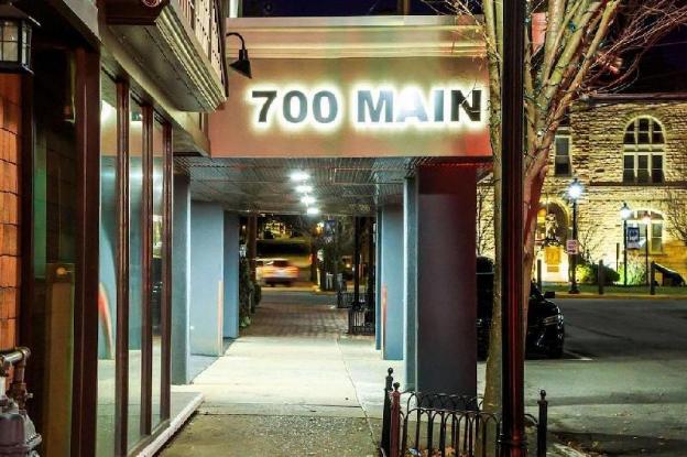 the penn stroud stroudsburg poconos ascend hotel collection