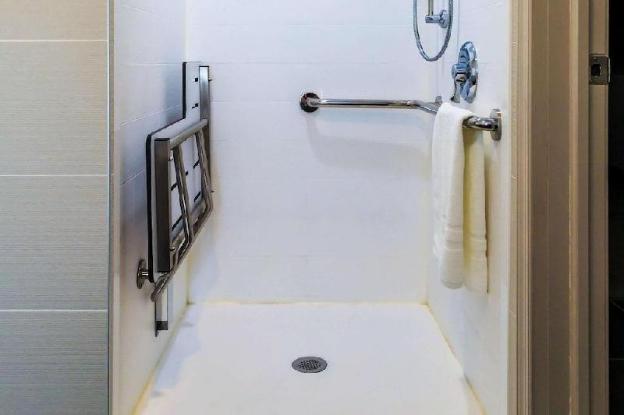 the penn stroud stroudsburg poconos ascend hotel collection