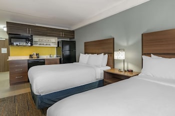 mainstay suites