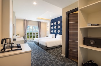 eastin hotel vientiane