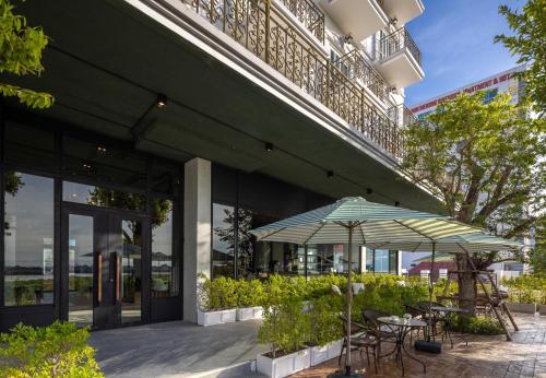 eastin hotel vientiane