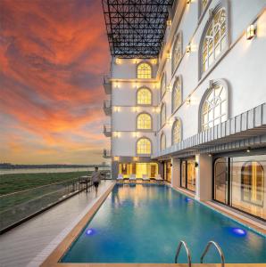 eastin hotel vientiane