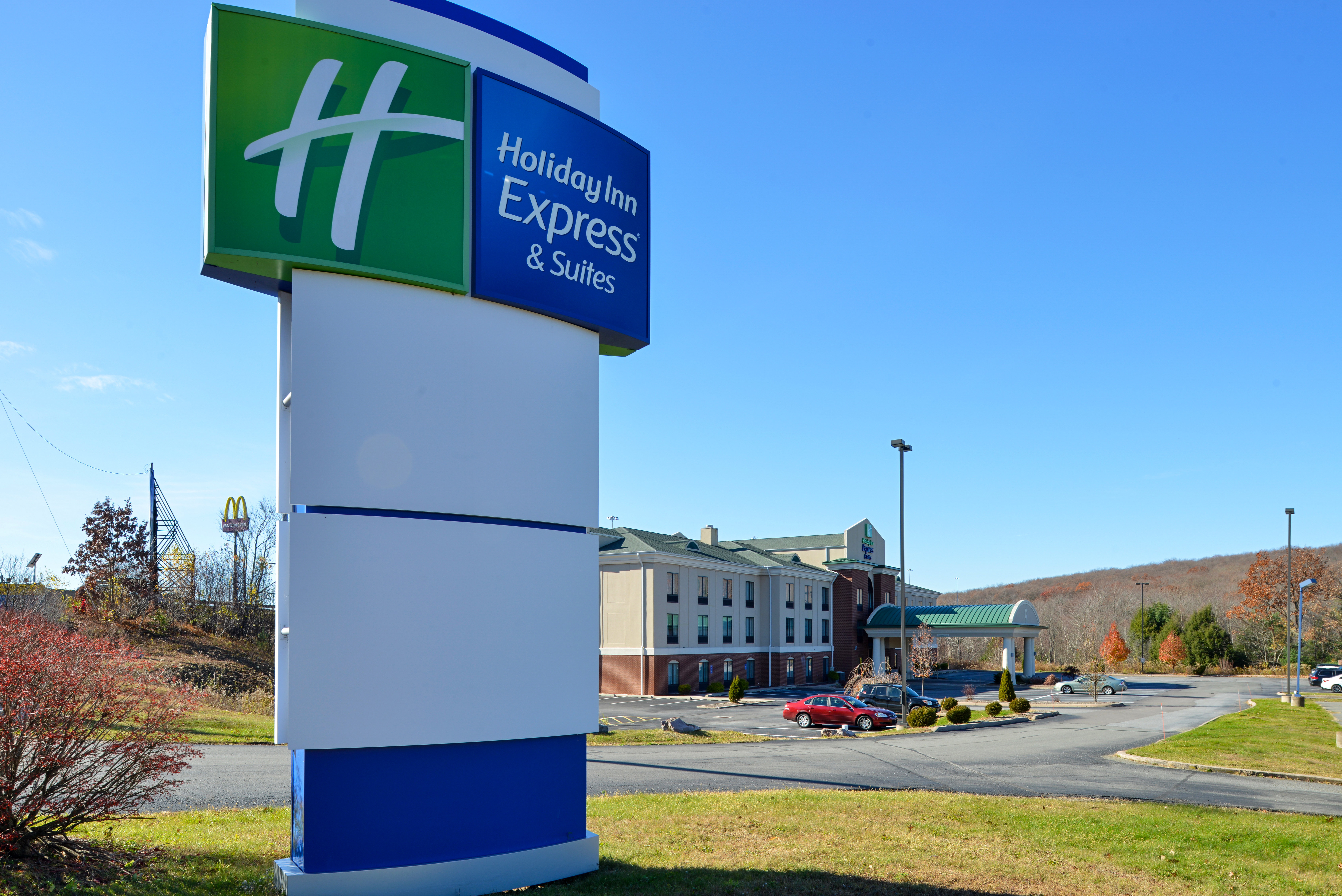 holiday inn express hotel and suites white haven l