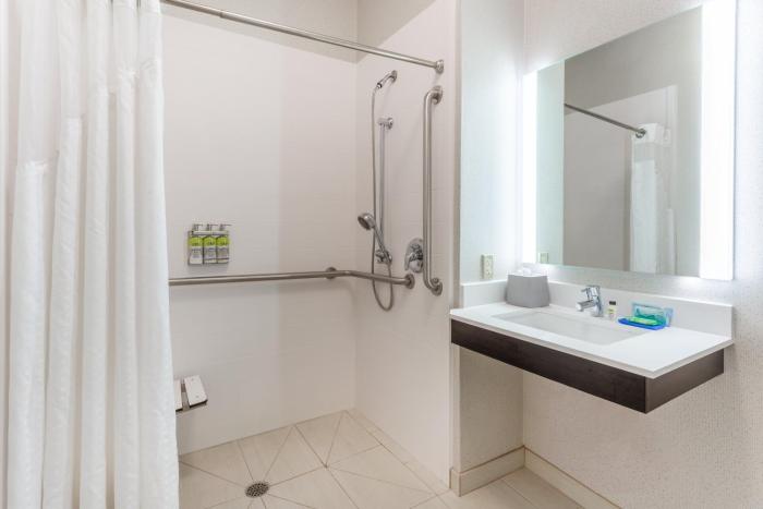 holiday inn express hotel and suites white haven l