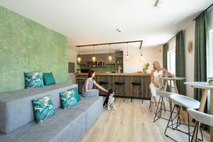 snooze apartments alling