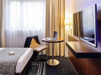 hotel mercure lyon lumiere monplaisir