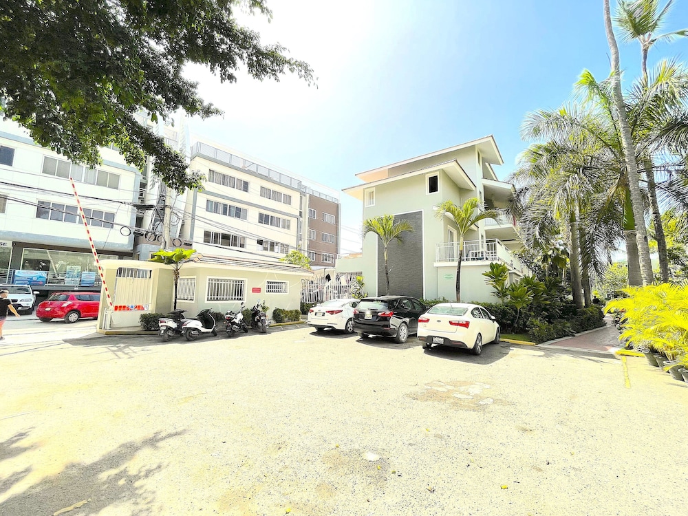 relax studios deluxe pool wifi beach