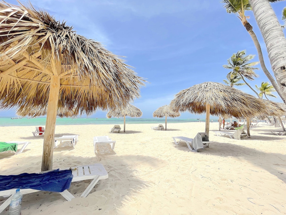 relax studios deluxe pool wifi beach