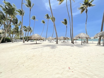 relax studios deluxe pool wifi beach