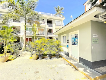 relax studios deluxe pool wifi beach