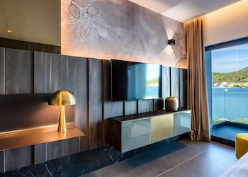 marinus beach hotel