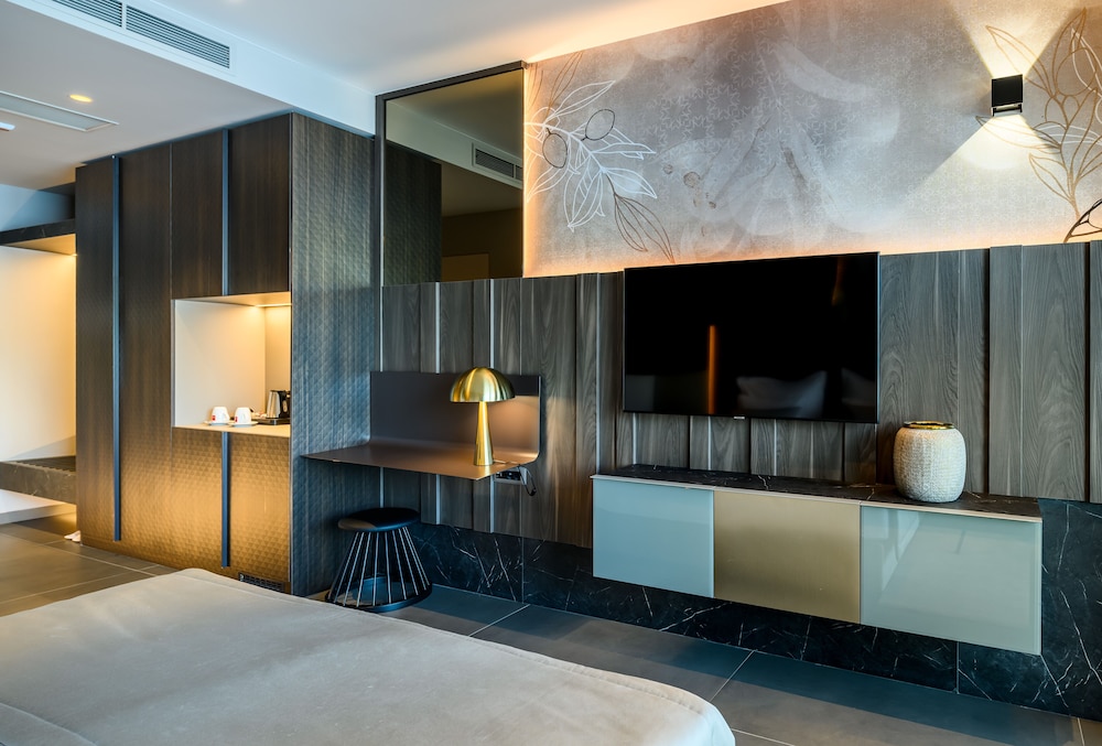 marinus beach hotel