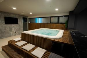 marinus beach hotel