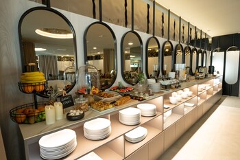 marinus beach hotel