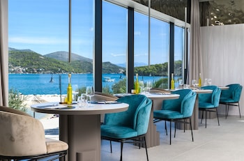 marinus beach hotel