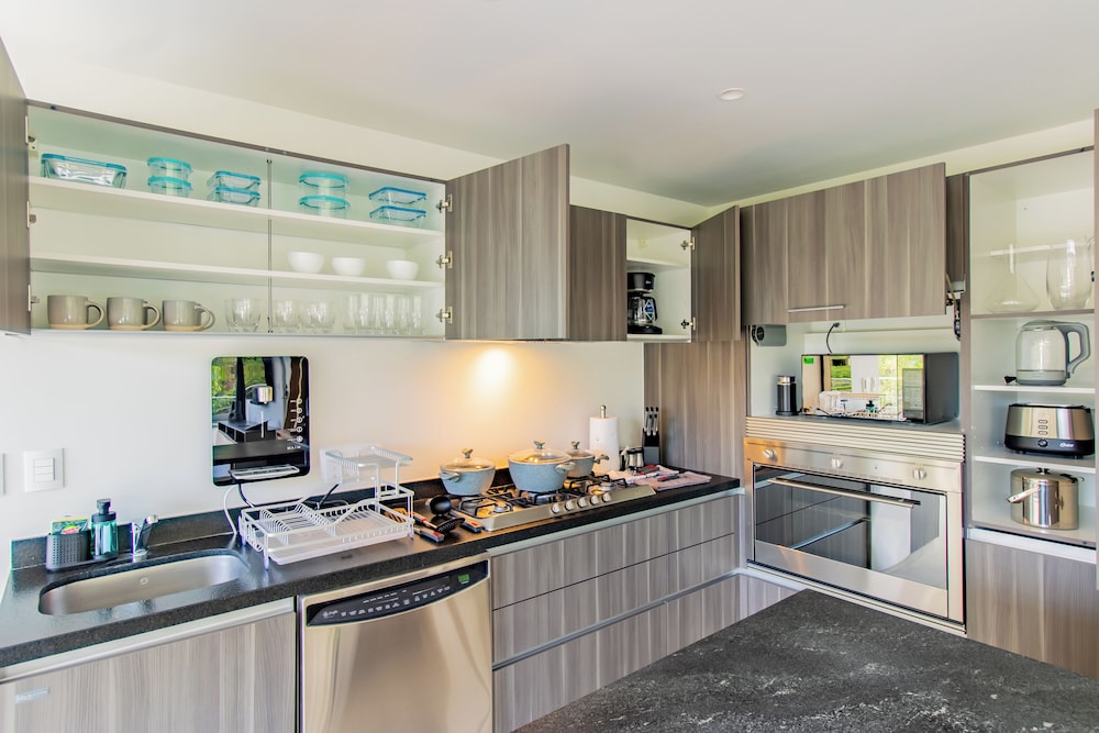 capitalia luxury apartments dumas