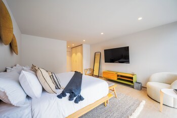 capitalia luxury apartments dumas