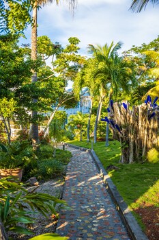 quill gardens estate