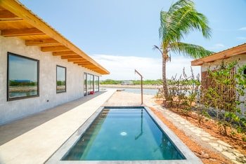 seabird belize