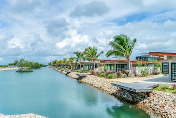 Seabird Belize,,4 star