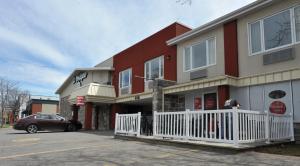 hotel le voyageur