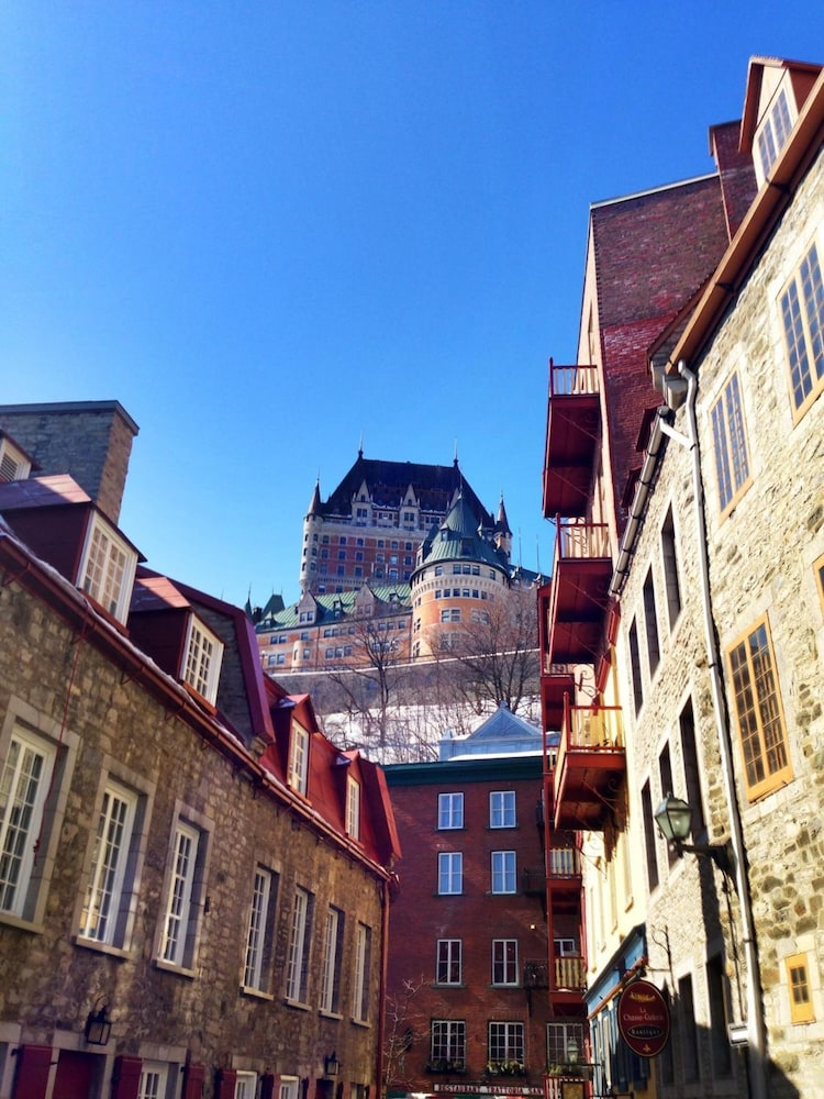 Hotel Chateau Bellevue,Old Quebec>>Montreal,3 star