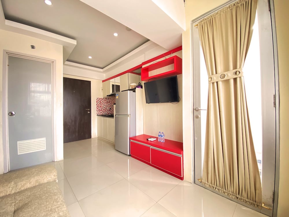 spacious 2br at jarrdin cihampelas apartment