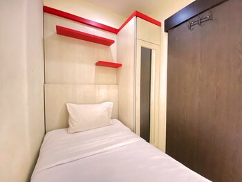 spacious 2br at jarrdin cihampelas apartment