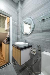 cozrum homes retro house