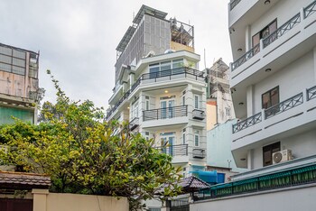 cozrum homes retro house